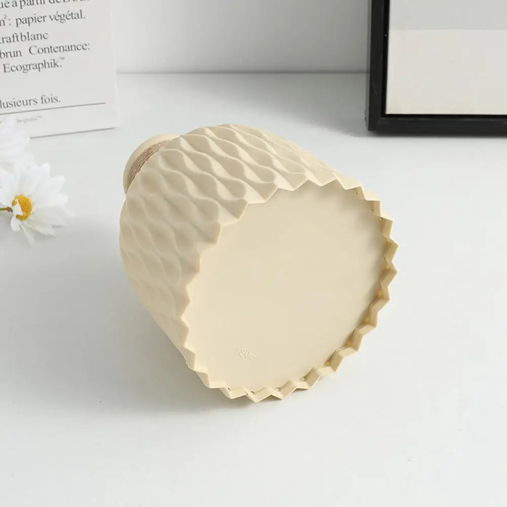 Vaso com corda para plantas
