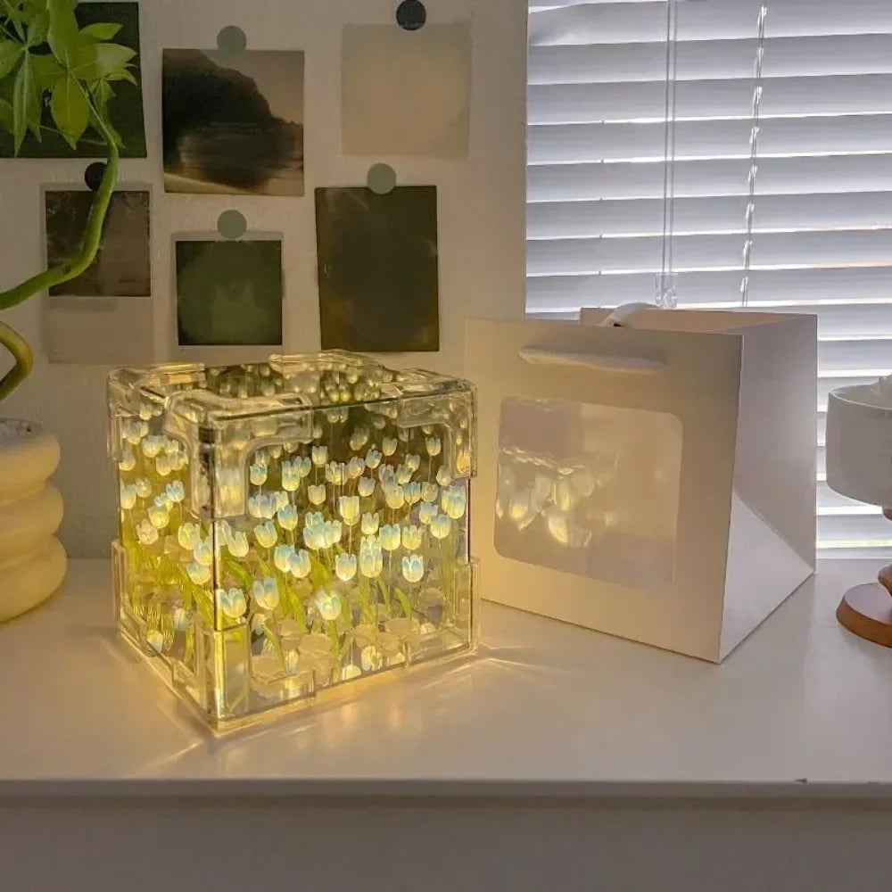 Luz noturna com espelho cubo de Rubik Tulip Sea